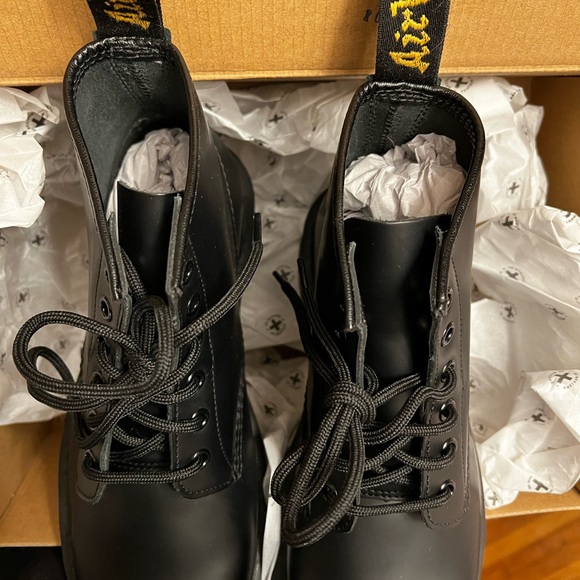 Dr. Martens AirWalker boots Women 7 - Picture 7 of 10
